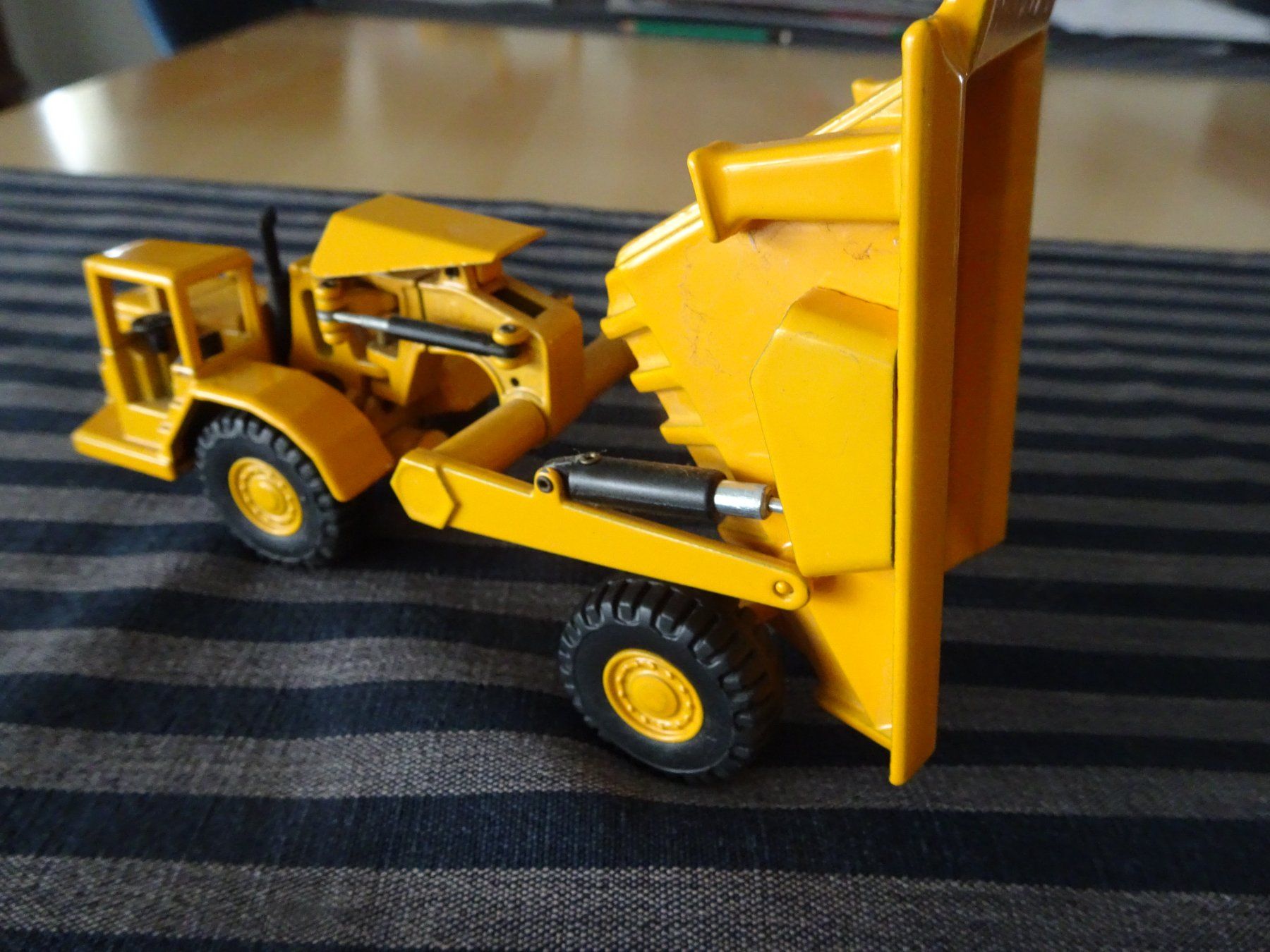 Giocattoli: Baumaschine – Usato da Bünzen venduto da Tango33A 1