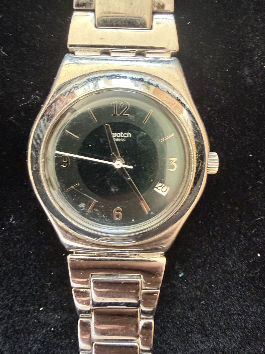 Swatch Uhren: Montre Swatch a quartz – Defekt aus Yverdon-les-Bains von sge_9vfy 1