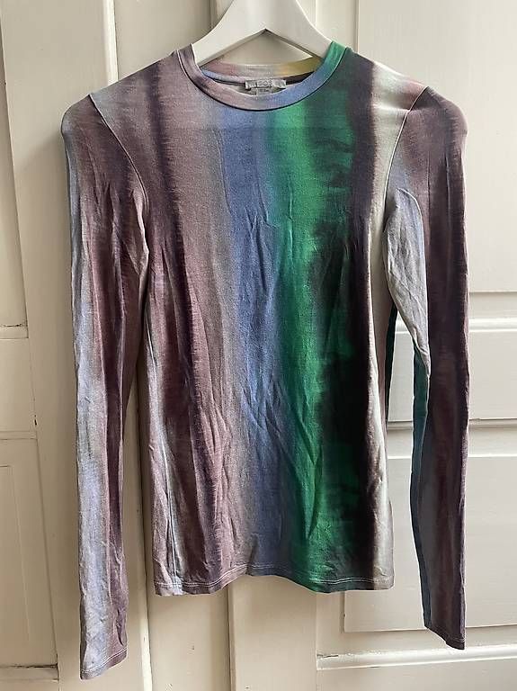 Pulls & Sweat-shirts: COS Langarmshirt – D'occasion à Bern par nzurbruegg