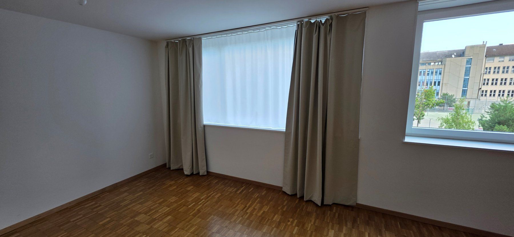 Tende: 3 mal Tagvorhänge 315cm Breite / 140cm Höhe – Usato da Zürich venduto da caferos 2