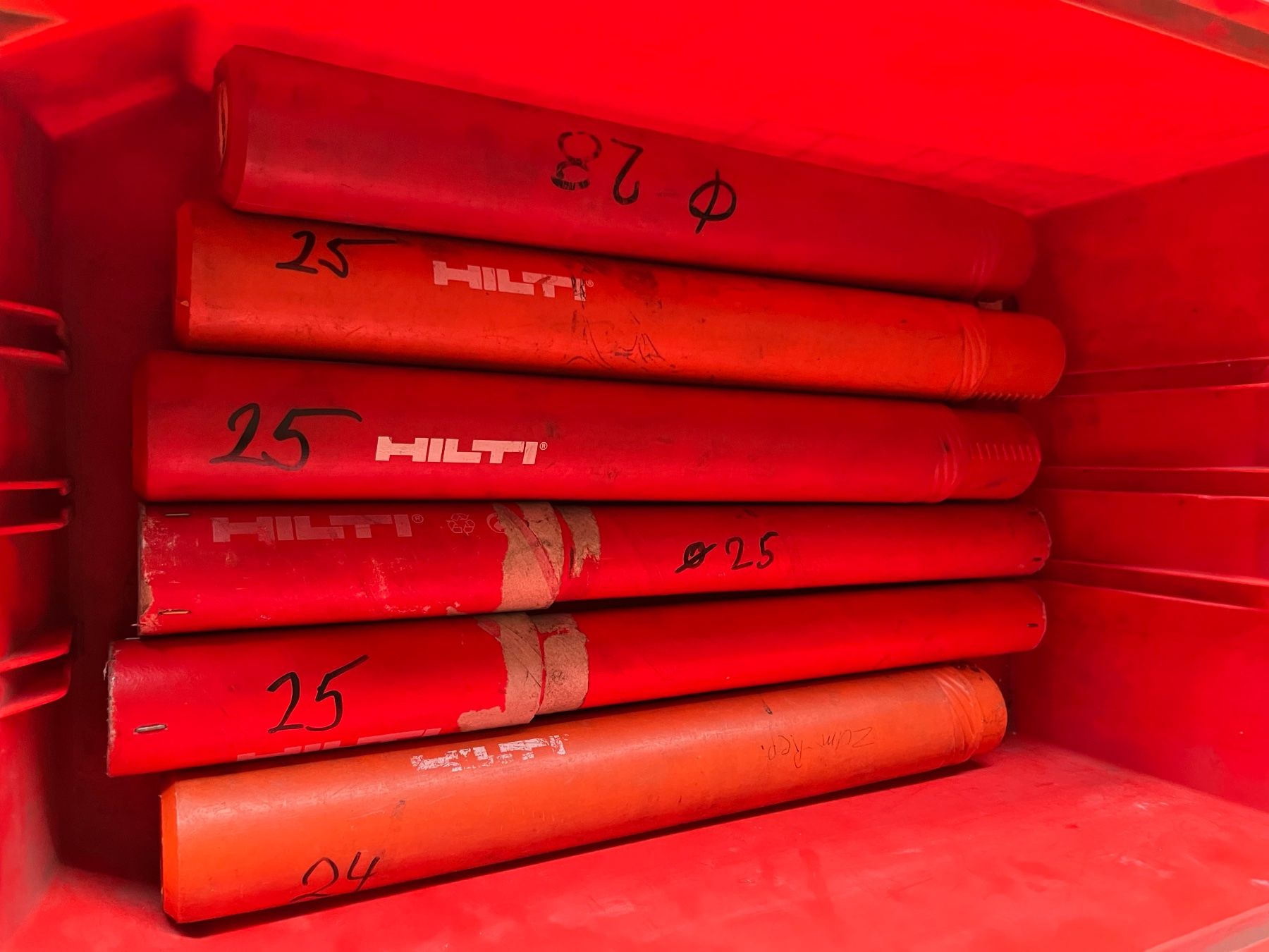 Hilti Tutti gli attrezzi: Kernlochbohrer – Usato da Hendschiken venduto da ringgi26