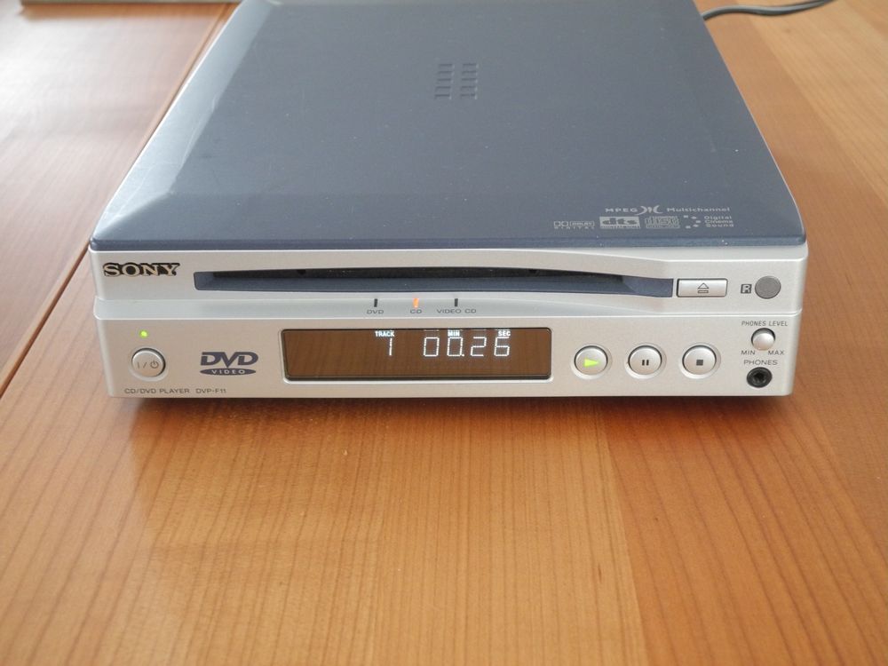 SONY CD / DVD PLAYER DVP-F11 - SEHR SCHÖN (Gebraucht) in Fahrwangen für ...