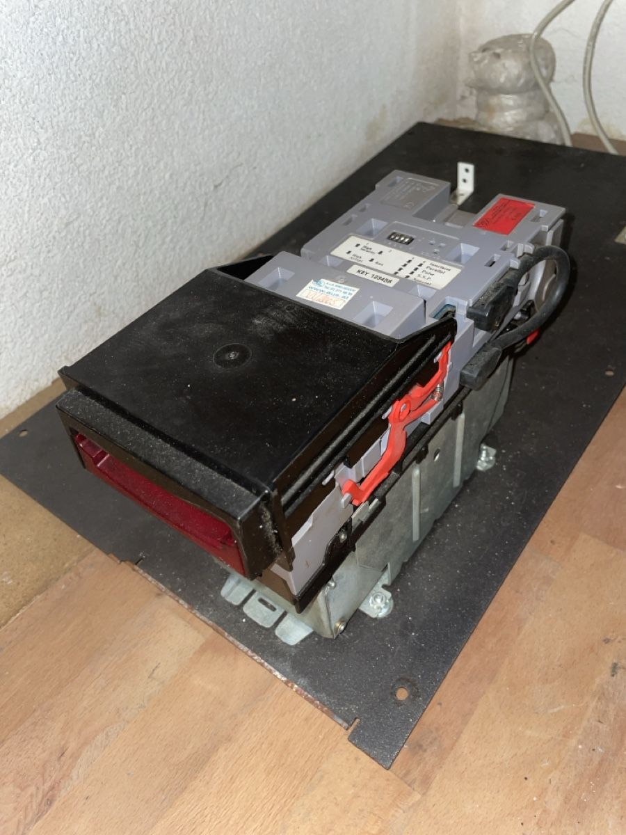 Slot Machine: Notenleser NV9 inkl 300 Stapler – Usato da Muri AG venduto da SwissConsultings