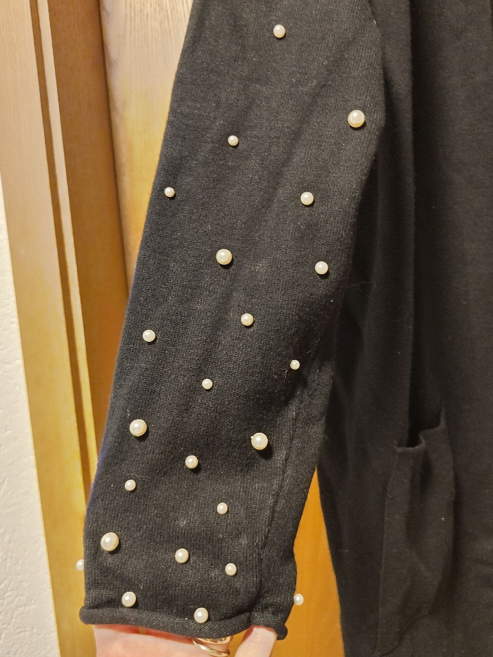 Esprit Jacken: Esprit Strickjacke / Cardigan, schwarz, XL, mit Perlen – Neu (gemäss Beschreibung) aus Mumpf von Roxy_Piercing 1