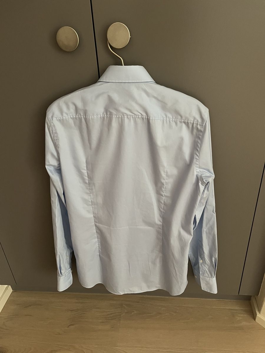Hugo Boss Camicie: Herrenhemd Hugo Boss hellblau – Usato da Schönenberg ZH venduto da mobalux1 1