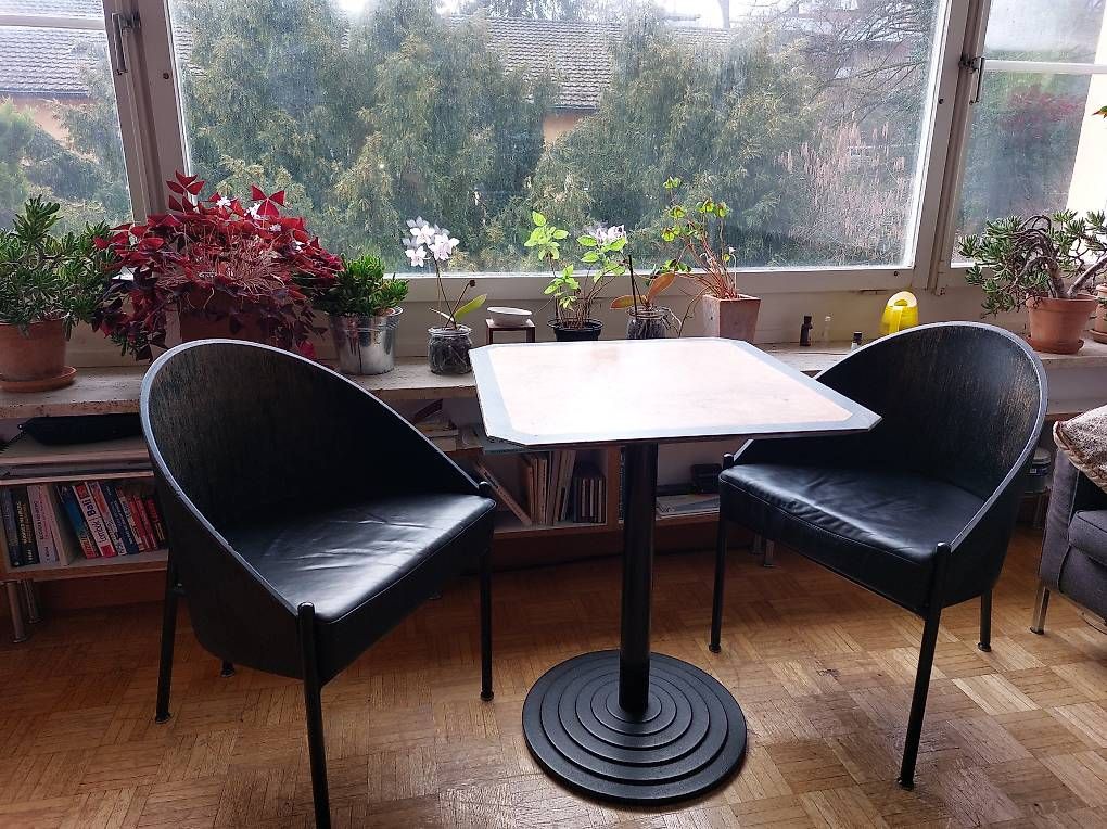 Horgen Glarus Tischset: HORGEN GLARUS Kaffeehaus-Tisch mit 2 Stühlen – Gebraucht aus Zürich von H44 2