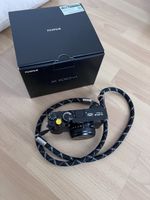 Fujifilm X100VI Digitalkamera schwarz mit Zubehör neuwertig
