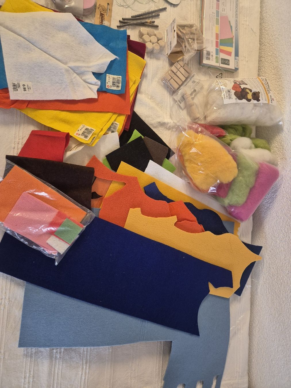 Bastelsets: grosses Bastelpaket  mit versch. Bastelzubehör – Neu (gemäss Beschreibung) aus Rheinfelden von calla07 1