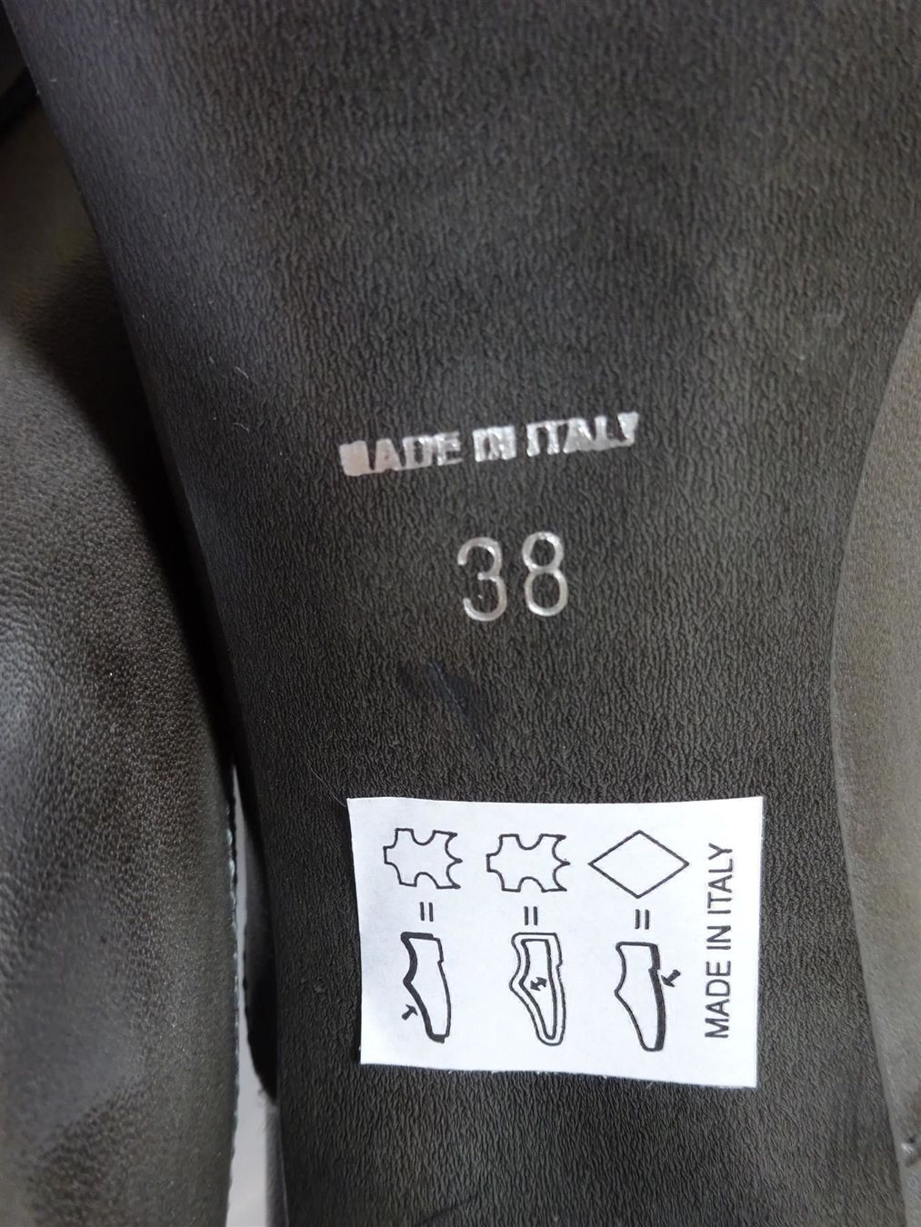 Scarpe da donna: Neue Leder Pumps  - Gr. 38 – Nuovo e nell'imballaggio originale da Zofingen venduto da Justizia_01 3