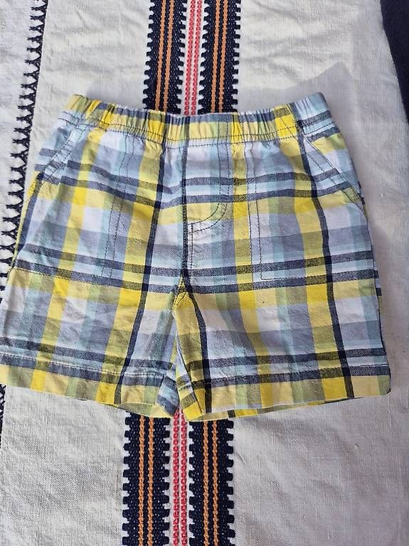 Altro abbigliamento: Grösse 74, kurze Hosen, Pullover, Strumpfhose  – Usato da Zürich venduto da RaffaelaT 2
