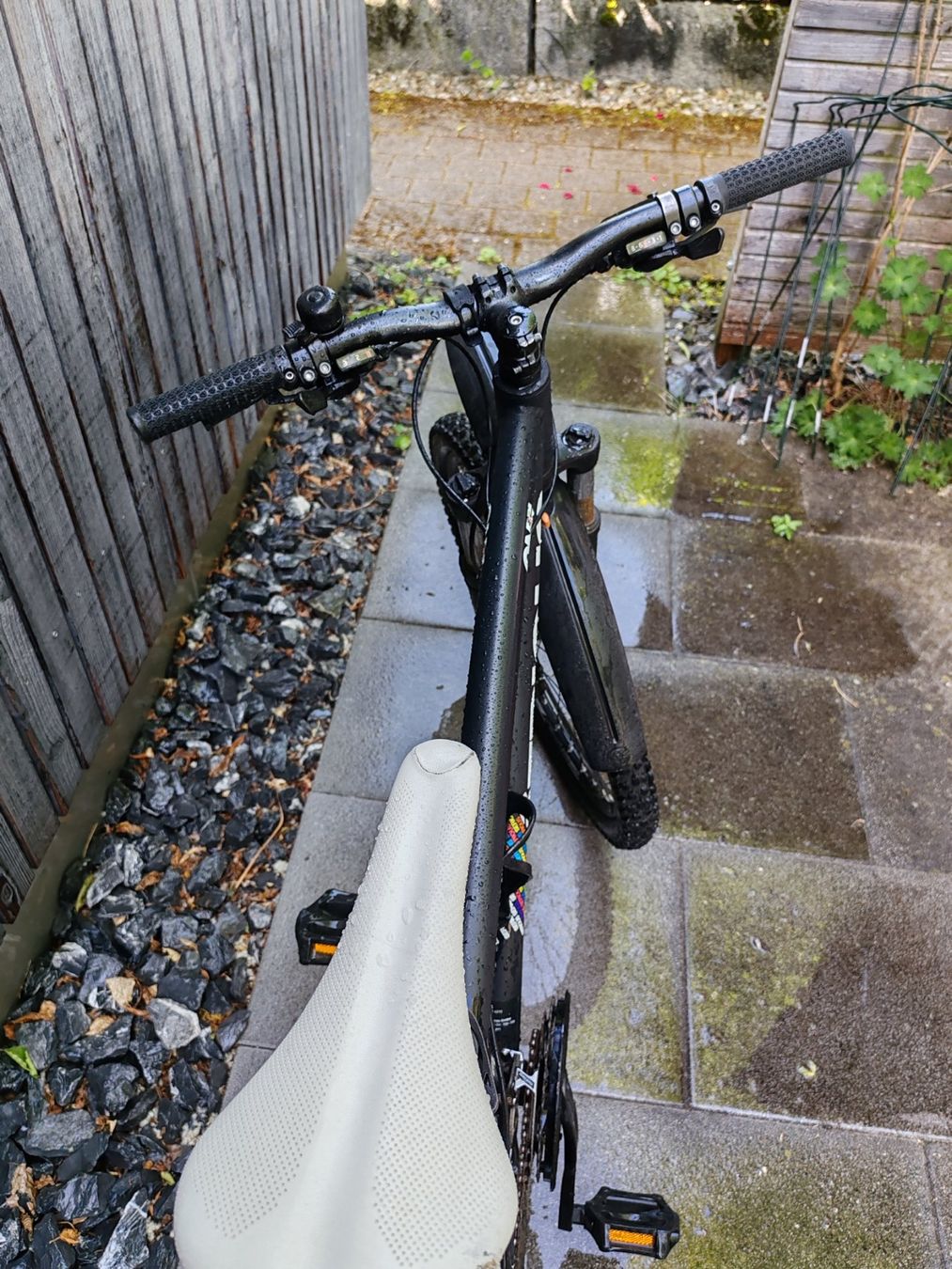 Biciclette: Serious One Disc Hardtail Bike – Usato da Hombrechtikon venduto da jungfamilie 1