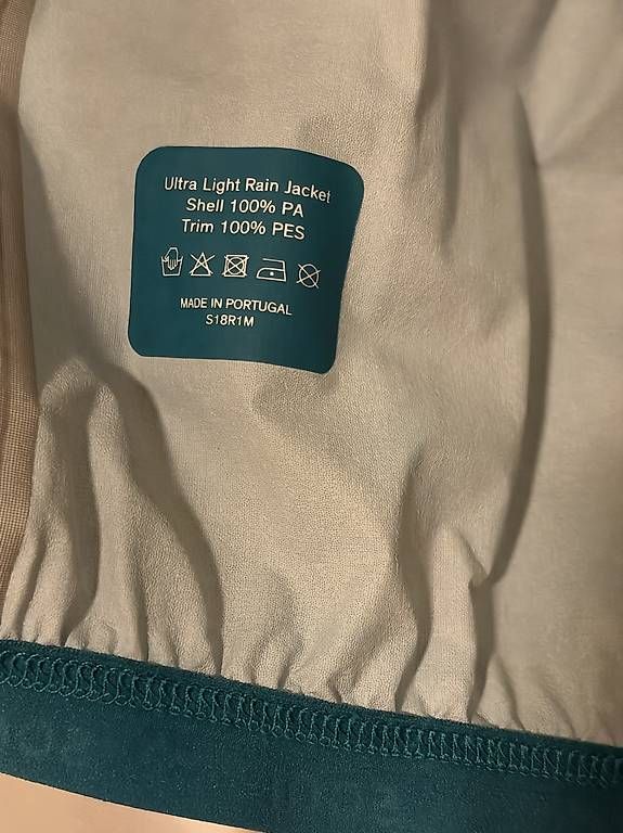 Vestes: SOAR Ultra Rain Running Jacket 2.0 – D'occasion à Lugano par kas_5z2h 2