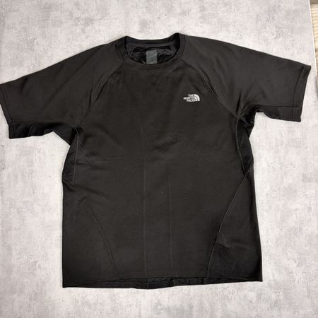 T-shirt The North Face noir sport - Taille M