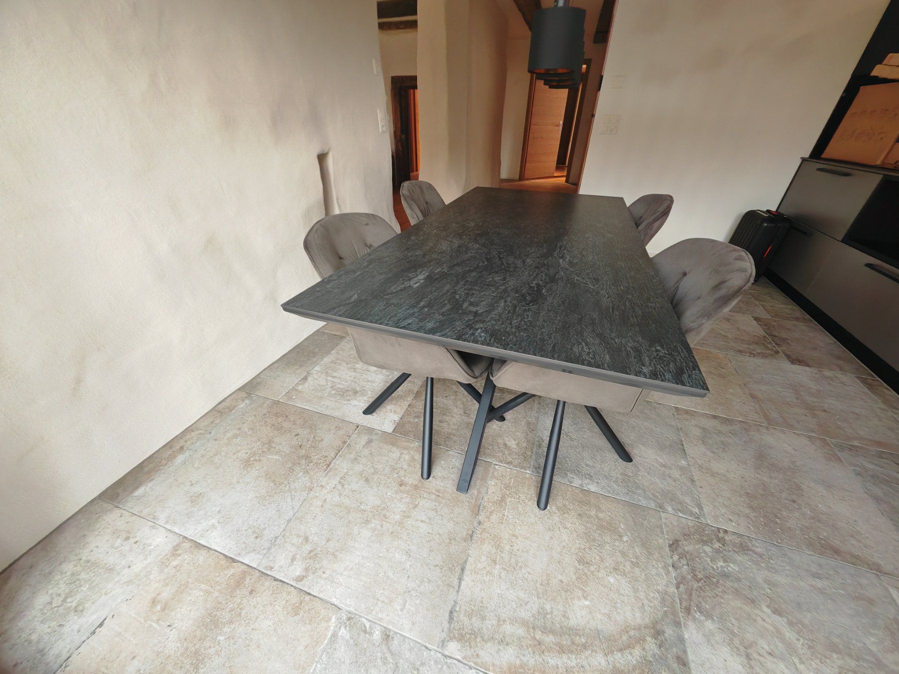 Tables: Esstisch mit Essstühlen – D'occasion à Bronschhofen par Skemaner_Abay 1