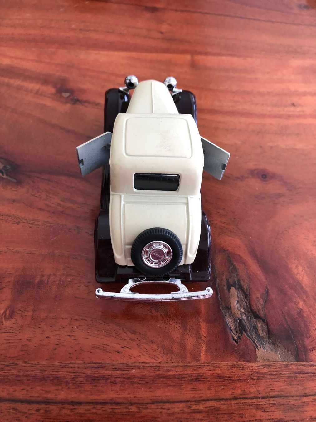 Ford Modellini d'auto: Ford Coupe 32 Oldtimer Modellauto – Nuovo (secondo la descrizione) da Schübelbach venduto da Dolly990_2 2