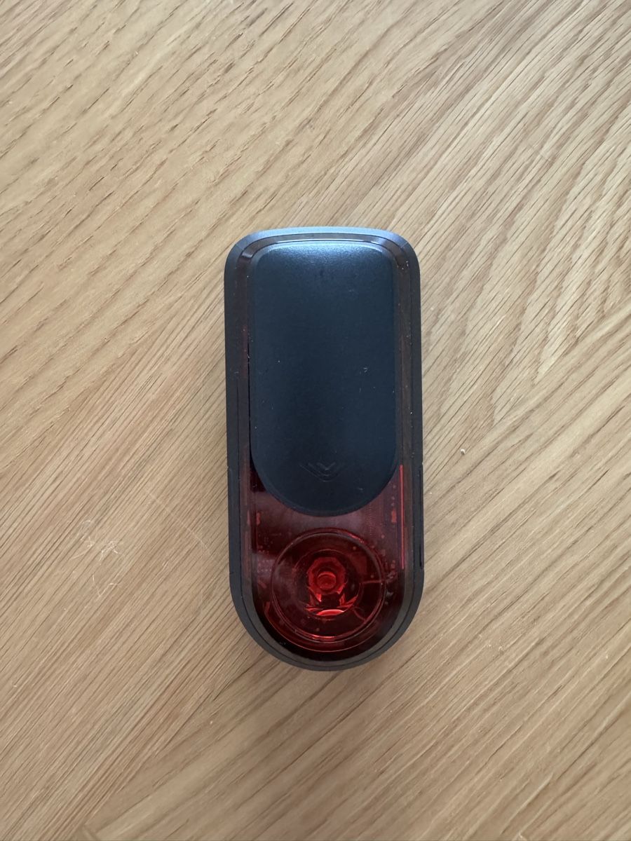 Garmin Ersatzteile: Garmin Varia 820 – Neu (gemäss Beschreibung) aus Baar von FIobert 2