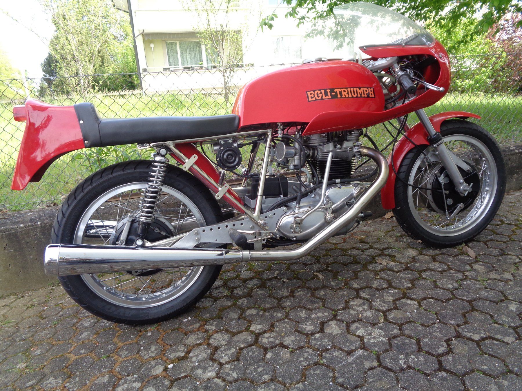 Triumph Route: EGLI Triumph - echt, keine Replica – D'occasion à Allschwil par mumat 1