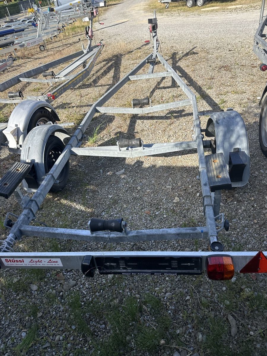 Stüssy Rimorchi: Stüssi Bootsanhänger B 700 – Usato da Wettswil venduto da Pwettswil 1