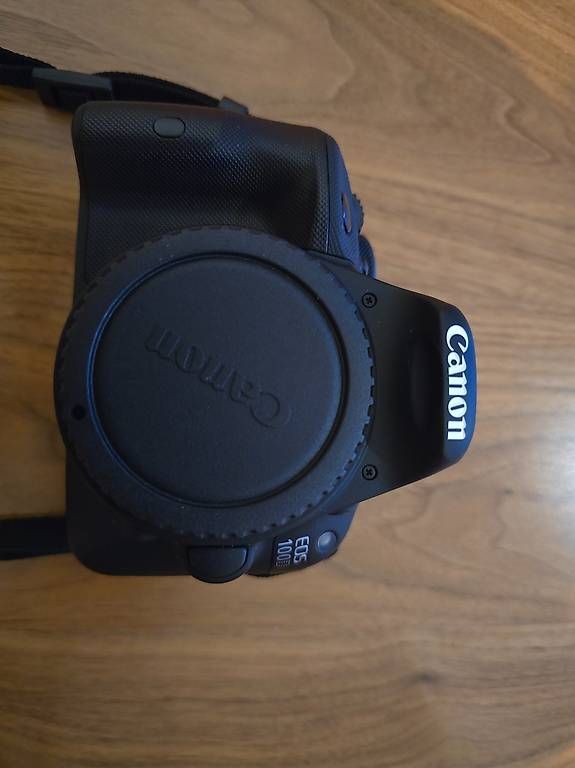Canon Kamera: Canon 100D Kamera – Gebraucht aus Windisch von Zwieback8