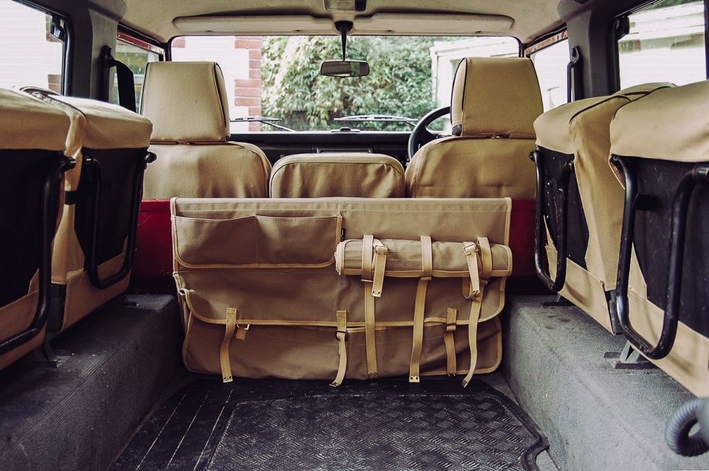 Land Rover Taschen: Land Rover BULKHEAD STORAGE BAG – Gebraucht aus Zürich von MRmath