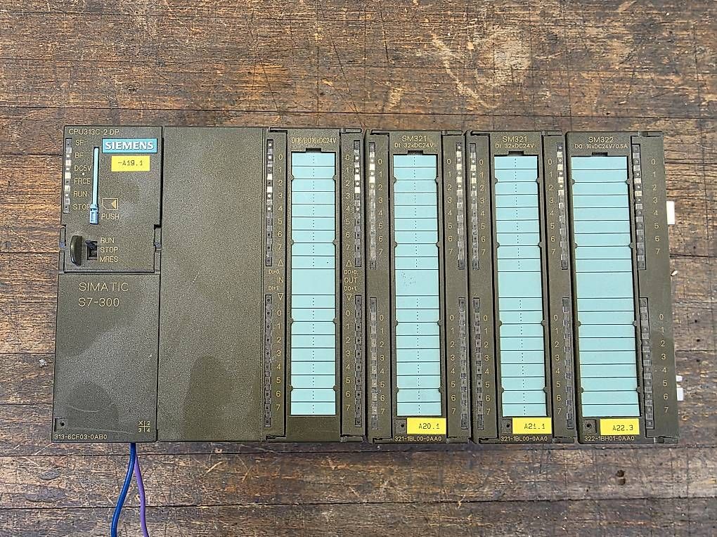 Siemens Componenti elettronici: Siemens SIMATIC S7-300 SPS - CPU 313C-2 DP + DI/DO Module – Usato da Gelterkinden venduto da patriks4 1