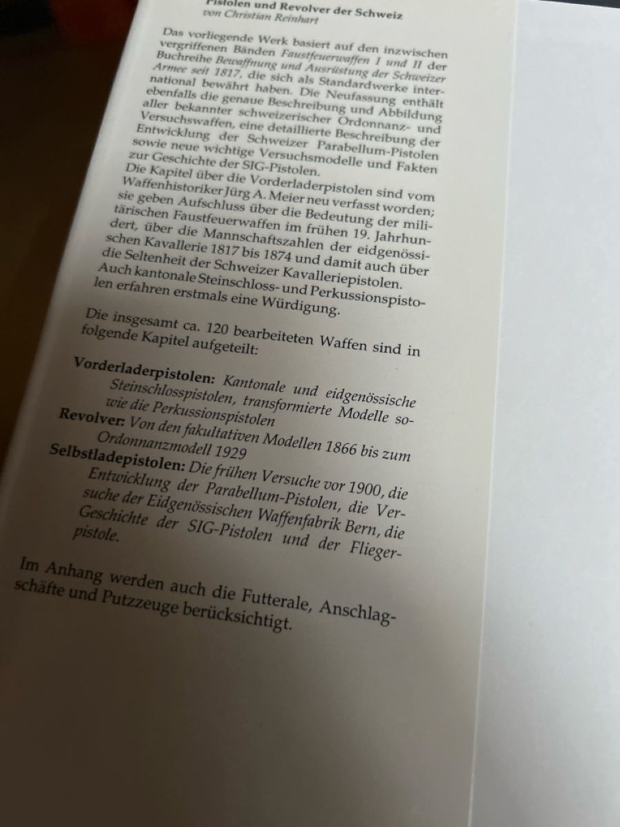 Bücher: Diverse Waffen Bücher Teilweise Ordonanz – Gebraucht aus Langnau i. E. von PSS-212 1