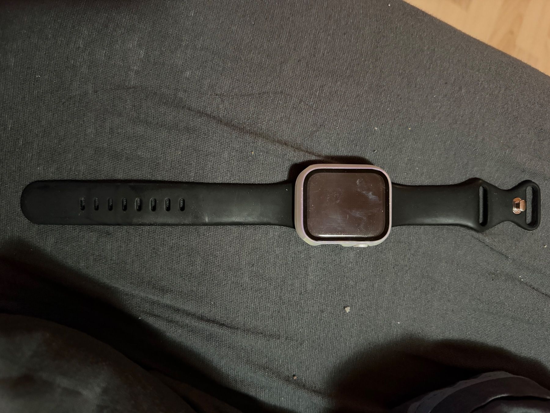 Apple Smartwatch: Apple Watch Serie 9 – Usato da Täsch venduto da amwegsvenja
