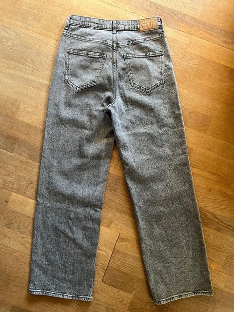 Vero Moda Jeans: Wide Leg-Jeans von Vero Moda – Gebraucht aus Steinmaur von Dyleila 1