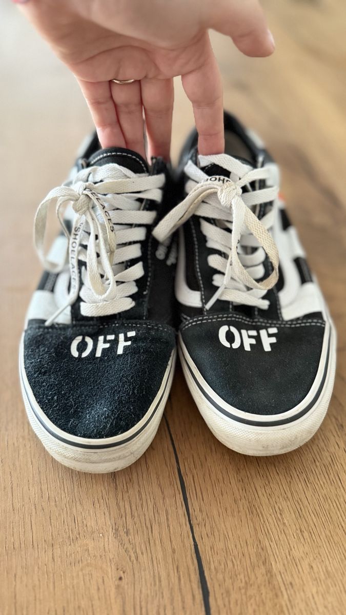Vans Scarpe da uomo: Vans x Off-White  – Usato da Paudex venduto da Its_sorayadasilva 1