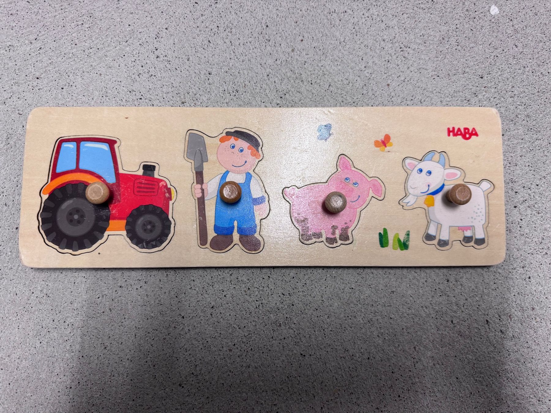Haba Puzzles: Haba Holzpuzzle Bauernhoftiere, Traktor und Bauer – Gebraucht aus Winterthur von tam_6m5k