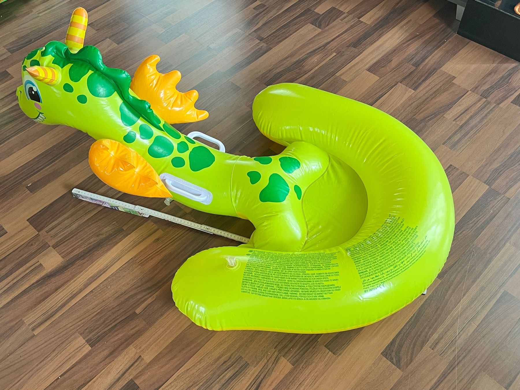 Giocattoli: Aufblasbarer Drache - Badehilfe - Neuwertig – Nuovo (secondo la descrizione) da Zollikofen venduto da Lukimann 1