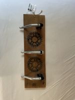 Kleiderhacken aus alten Fahrradteilen