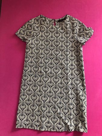 ZARA KLEID, GR. S, GERADER SCHNITT, ORIENT. MUSTER