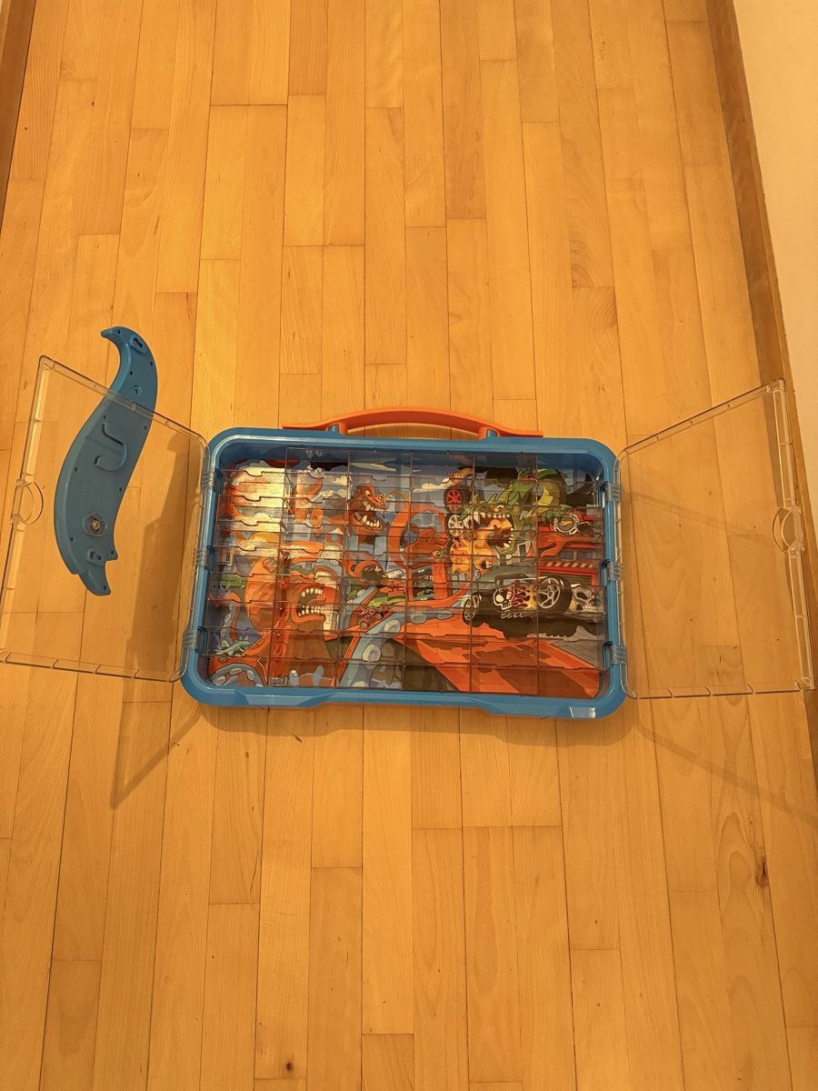 Hot Wheels Spielzeuge: Hot Wheels Spielkoffer  – Gebraucht aus Zürich von jeki83 1