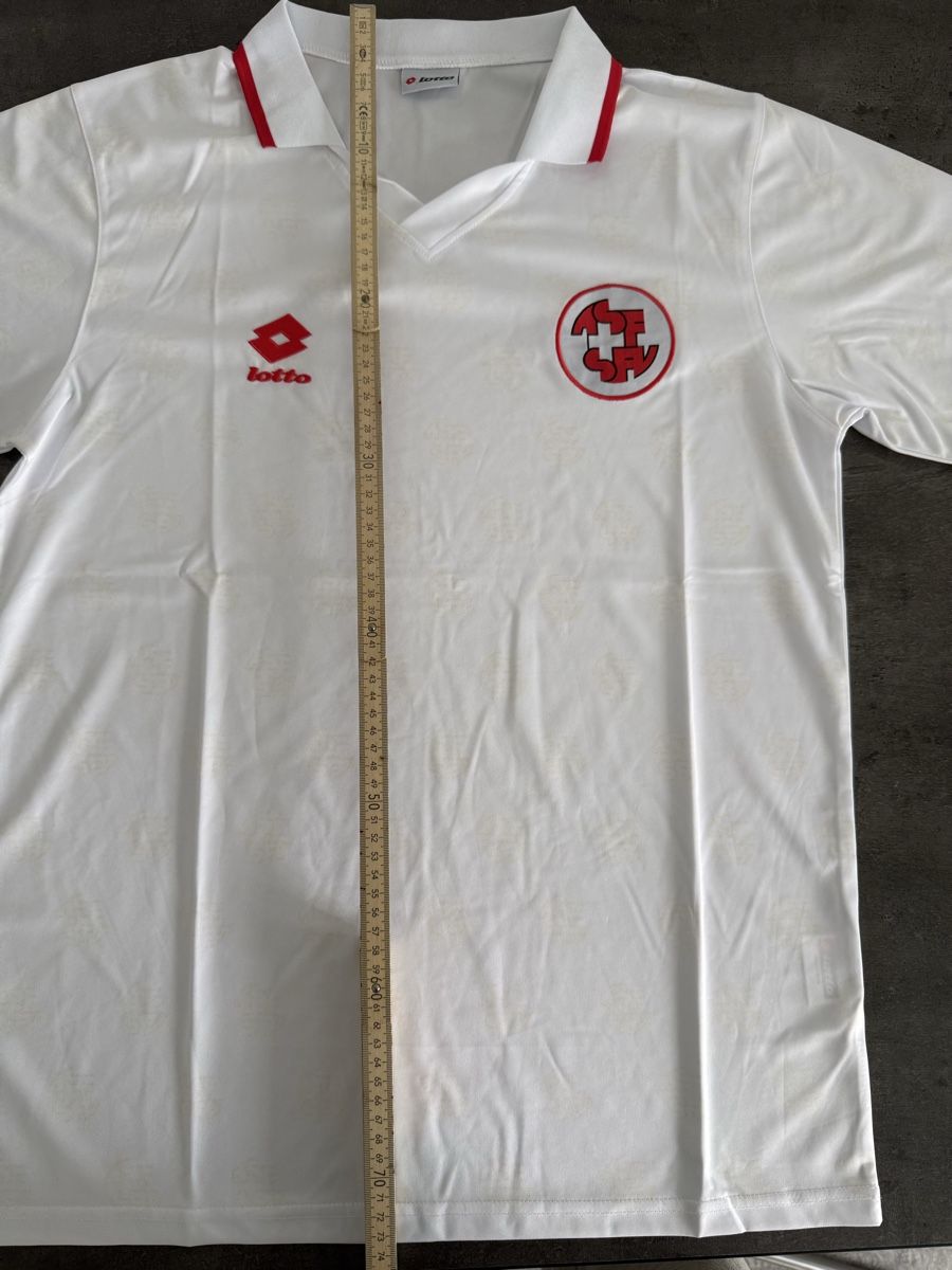 Schweizer Nati Canottiere & Pantaloni: Schweiz vintage Trikot – Nuovo (secondo la descrizione) da Allschwil venduto da Loriclothes 3