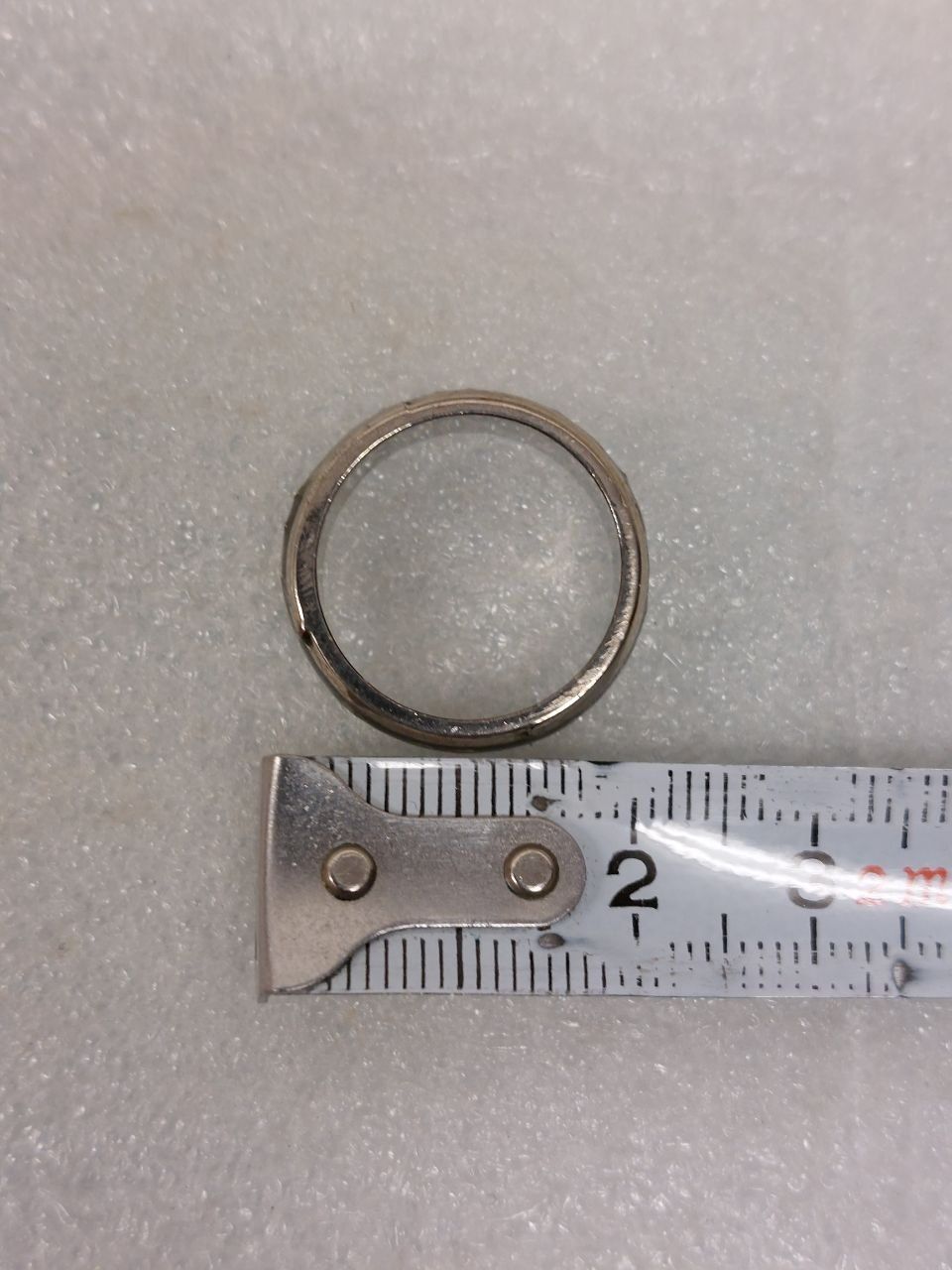 Anelli: Anello "Love" - Frs 1 – Usato da Pambio Noranco venduto da TREBORLOP 1