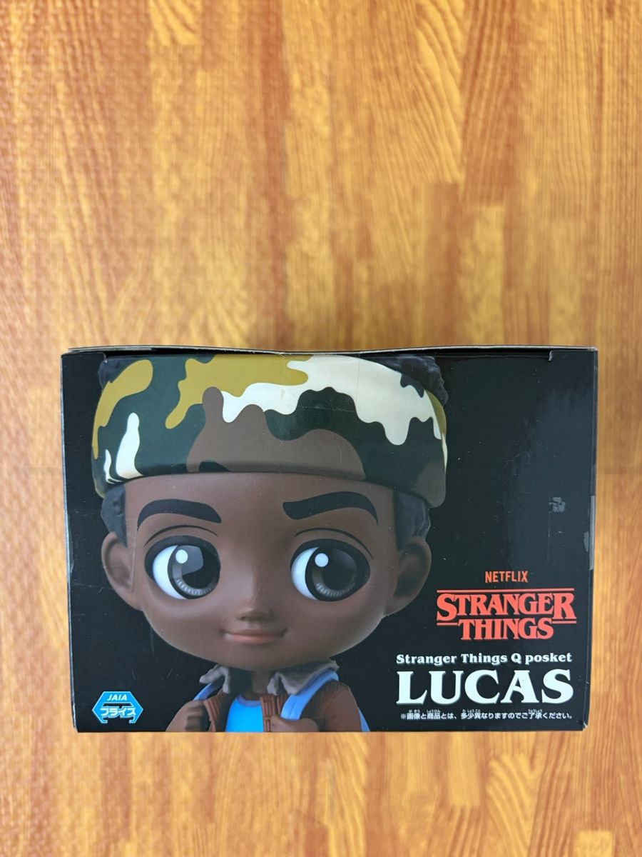 Bandai Statuette: Stranger Things - Q Posket - Lucas – Nuovo e nell'imballaggio originale da Wilen b. Wollerau venduto da AkihabaraCollection 2