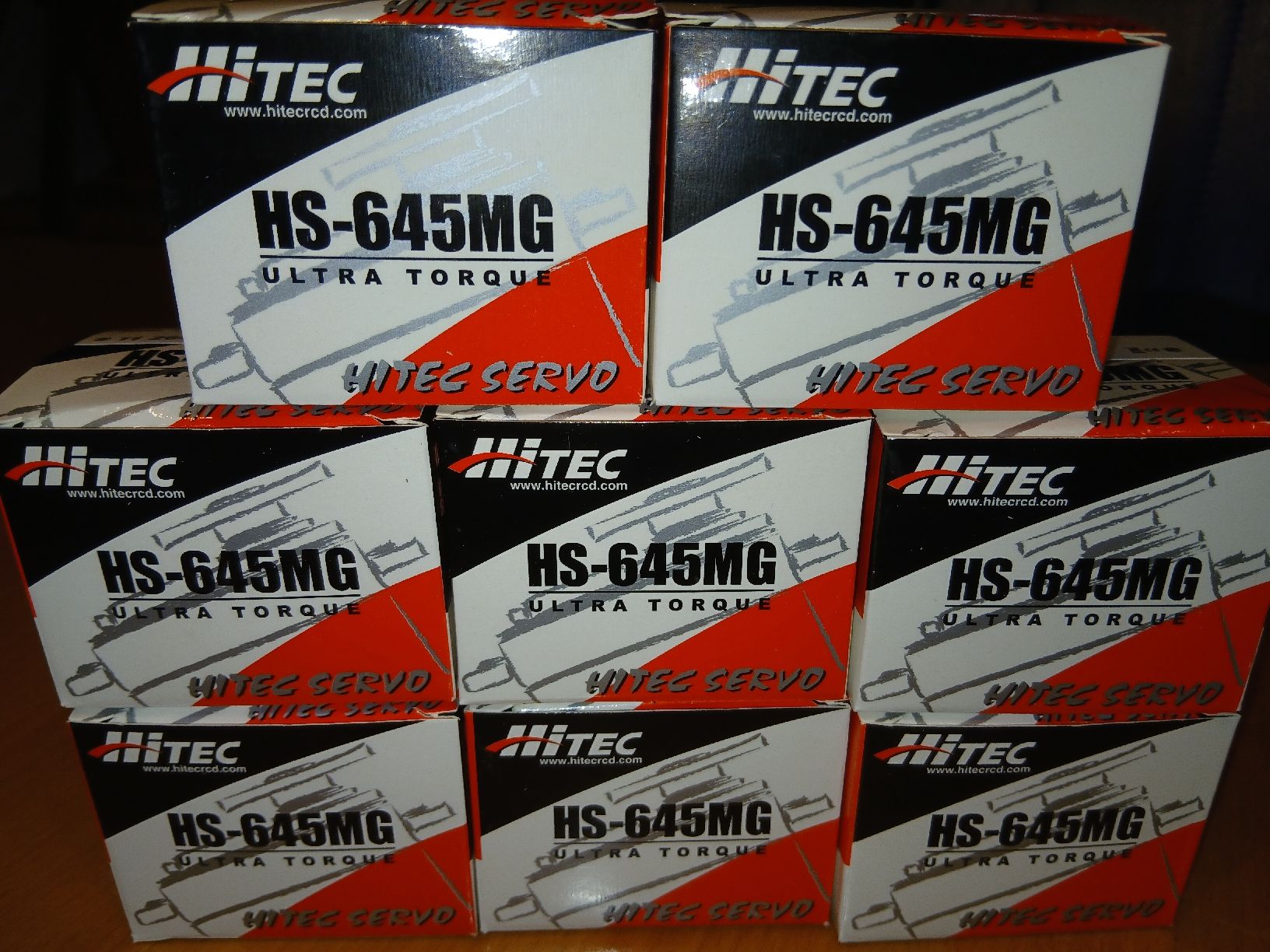 RC Kits de montage: HiTEC Servo HS-645MG – Neuf avec emballage d'origine à Sennwald par Flying 1