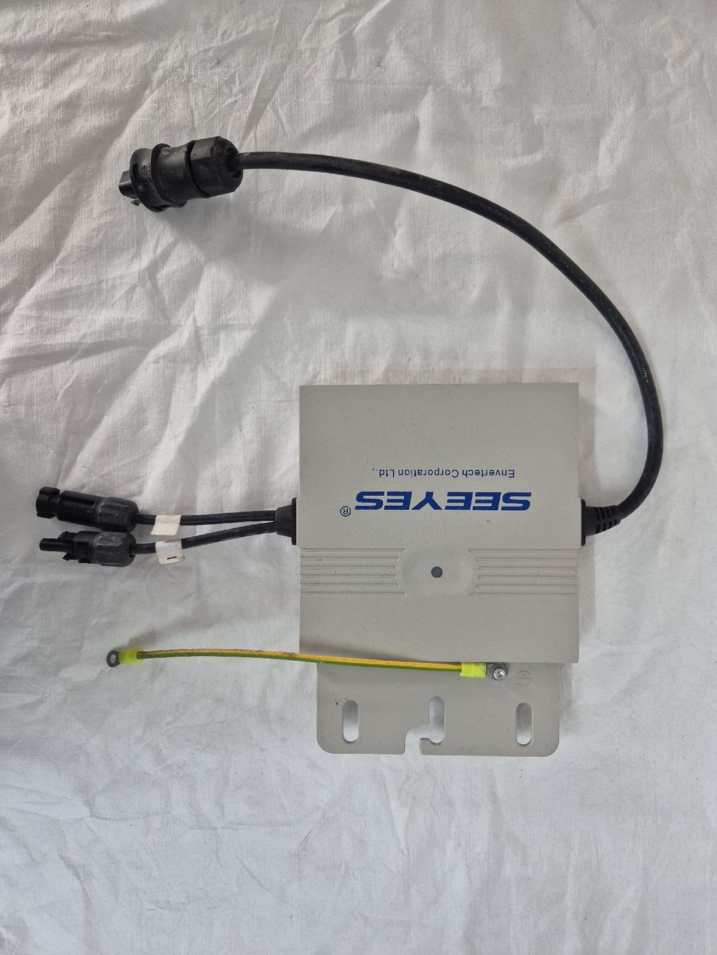 Wechselrichter: PV Microinveter Seeyes Model: EVT248 – Gebraucht aus Möhlin von ire_526p