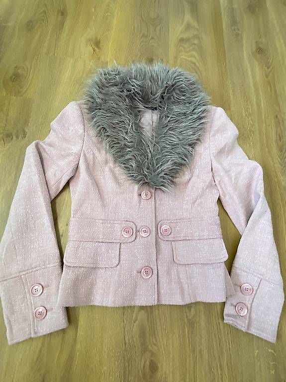 Zara Giacche: SCHÖNER BLAZER VON ZARA, MIT ODER OHNE "FELLKRAGEN", GR. 34 – Usato da Alberswil venduto da mina012