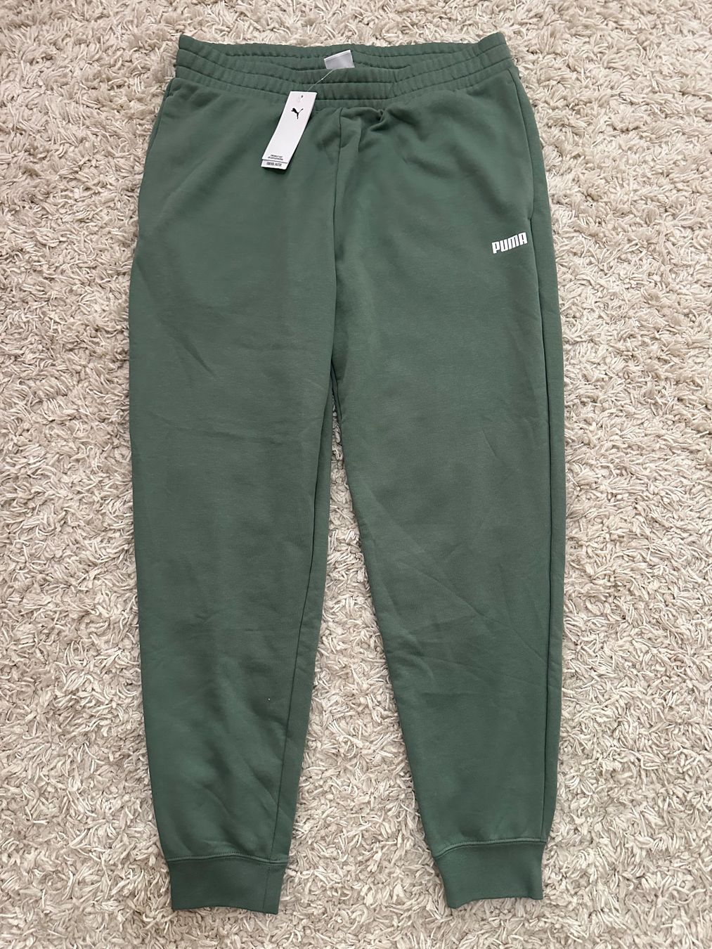 Puma Hosen: Neue Puma Hose Gr.XL – Neu und originalverpackt aus Bern von BrandVilla