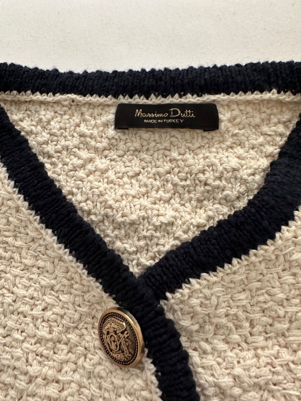 Massimo Dutti Maglioni & Felpe: Massimo Dutti Cardigan – Nuovo (secondo la descrizione) da Dallenwil venduto da ZD2019 1