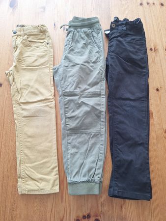 3 paar lange Hosen Grösse 122