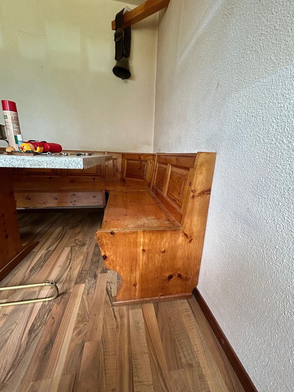 Armoires: alte Schränke mit Eckbank – D'occasion à Eich par inv_w9ty 2