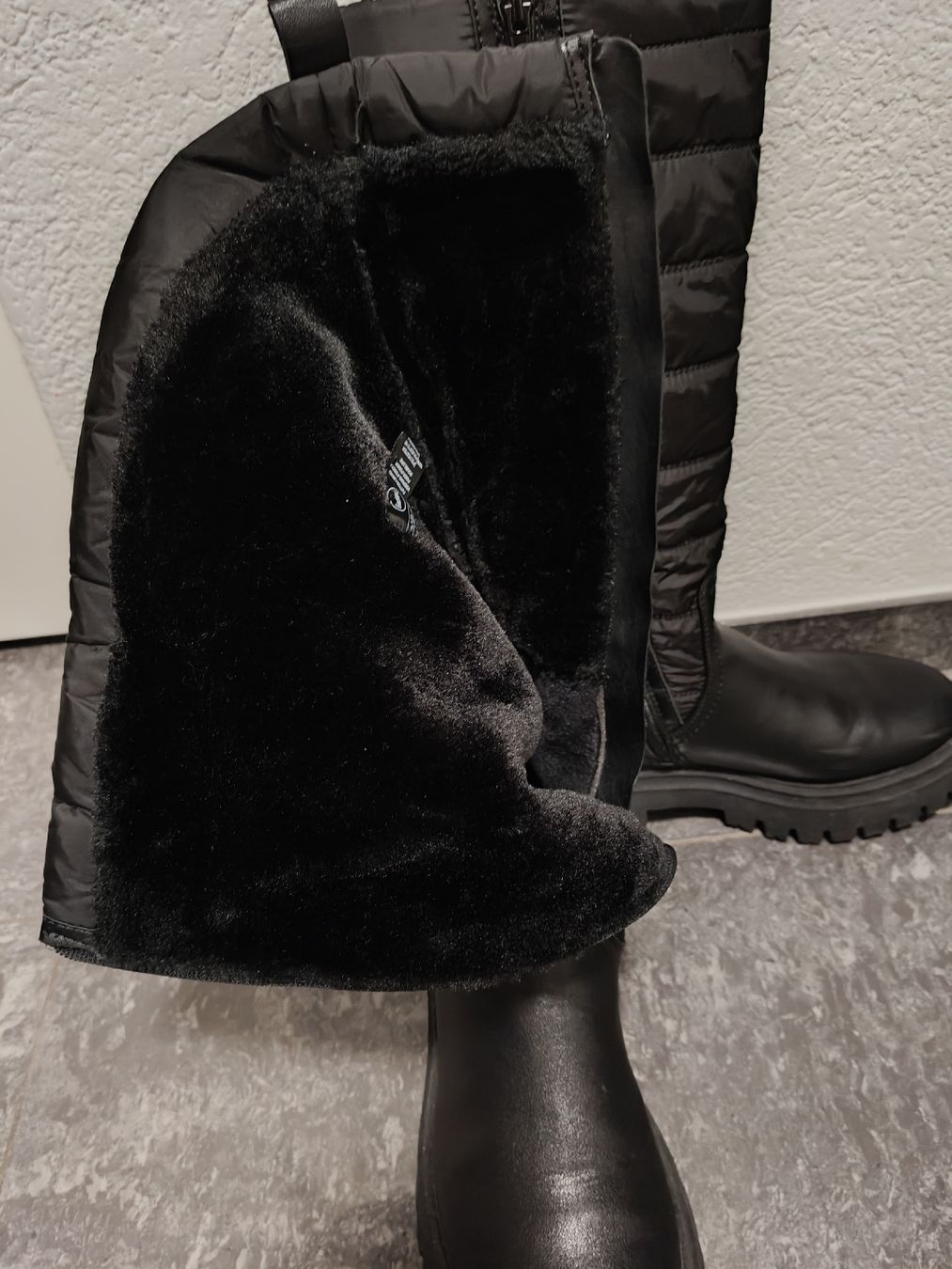 Scarpe per cavalli: Bottes d'hiver noires fourrées - Taille 39 – Nuovo (secondo la descrizione) da Oberburg venduto da Ines2019 2