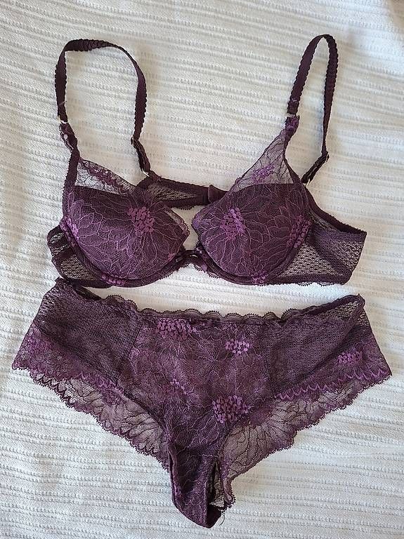 Autres dessous:  Chantelle Dessous-Paket  5-teilig – D'occasion à Affoltern am Albis par Feather 2