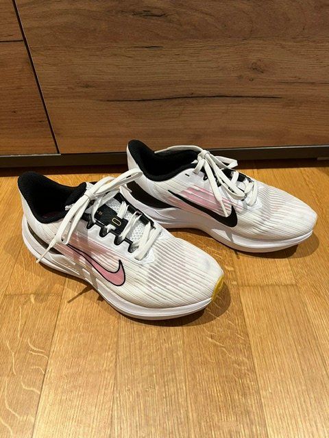 Nike Scarpe da donna: Nike Winflo 9 Damen-Laufschuhe – Nuovo (secondo la descrizione) da Zumikon venduto da seb_mml6 1