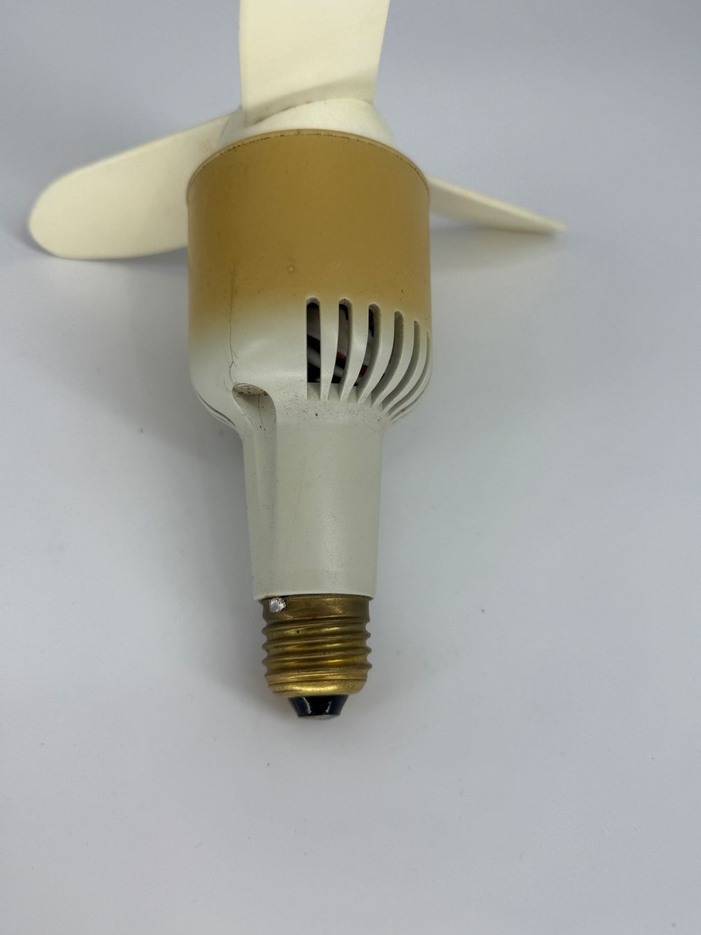 Ventilatoren: Retro Ventilator Glühbirne E27 – Gebraucht aus Auenstein von moin. 1