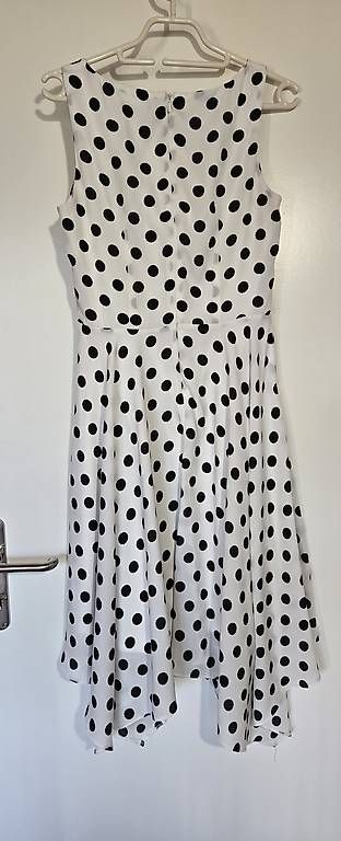 Kleider: Kleid gr. 36  schwarz/weiss – Gebraucht aus Zell ZH von fil_zw9l 1
