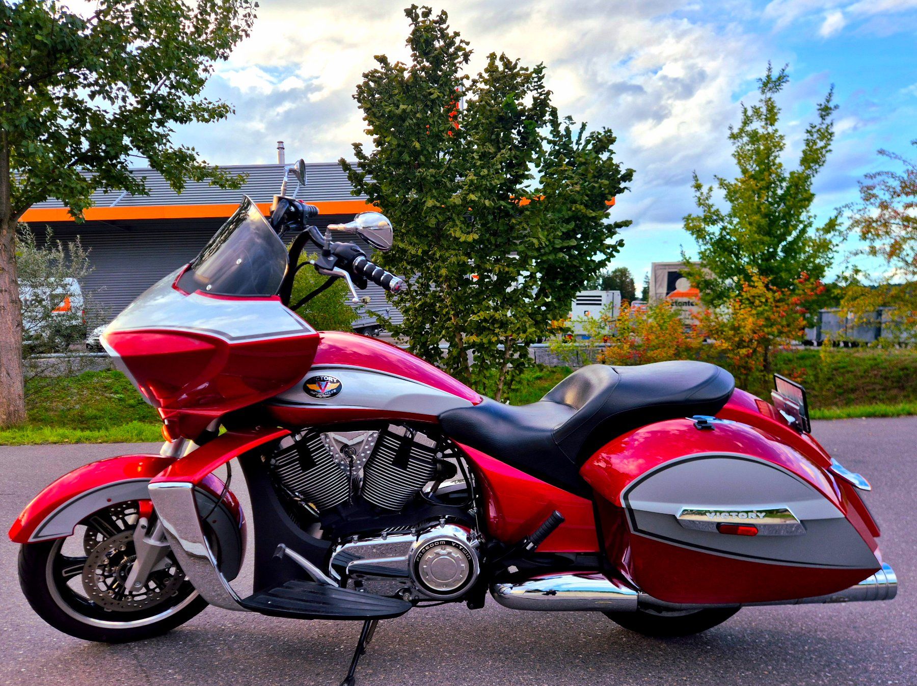 Victory Chopper: Victory Cross Country – Usato da Perlen venduto da Nemi04